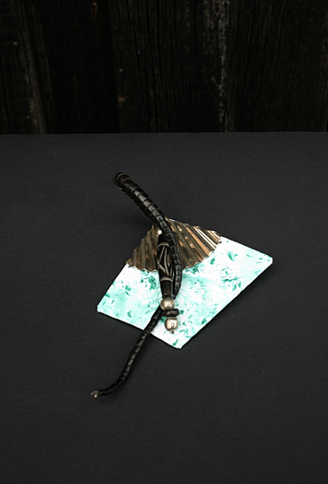 Humørbroche Håndmalet papir på metalplade 6x6 cm
