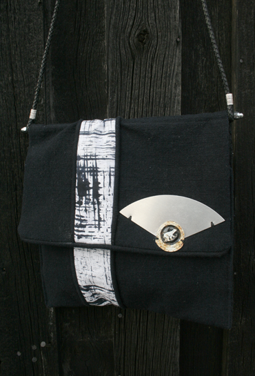 Taske 25x25 cm Et rum. Skrotlukning Flettet læderrem